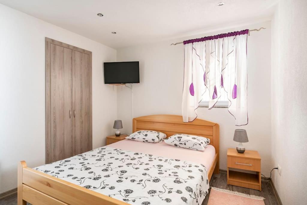شيبينيك Studio Apartment Grgic المظهر الخارجي الصورة